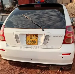 Toyota Nadia 2000 White