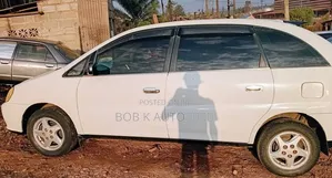 Toyota Nadia 2000 White