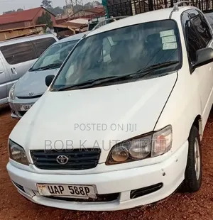 Toyota Ipsum 1998 White