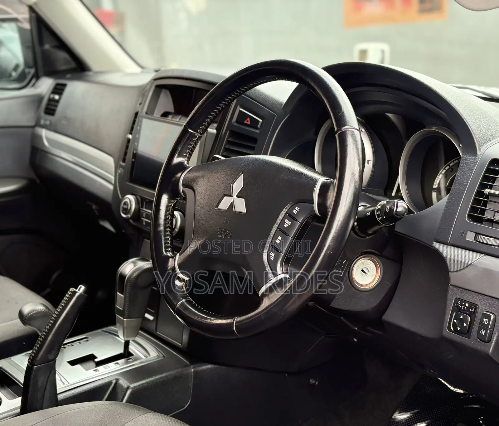 Mitsubishi Pajero 3.0 2010 White