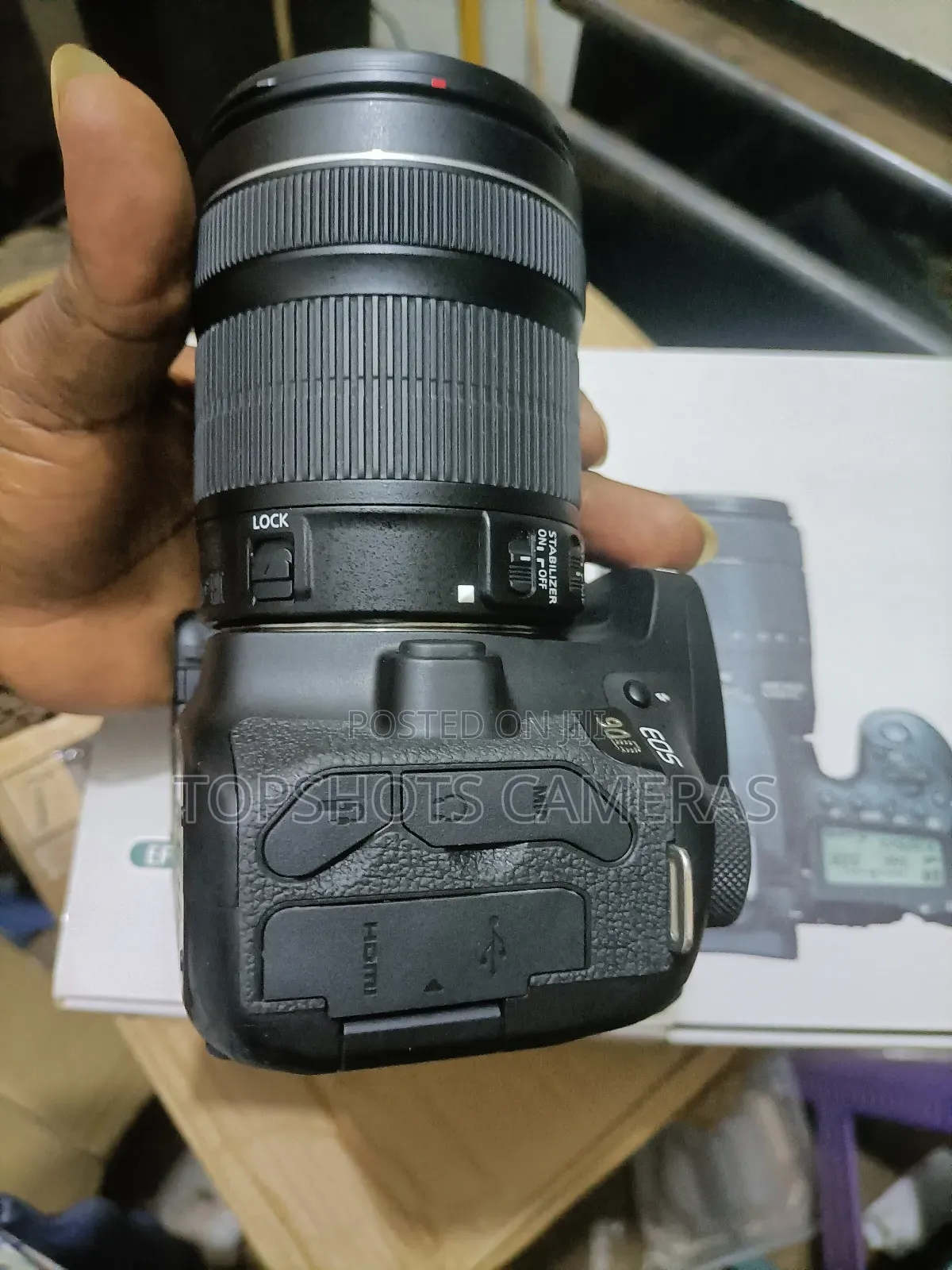 Canon Eos 90D With 18-135mm Kit Lens