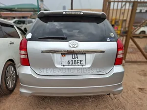 Toyota Wish 2004 Silver