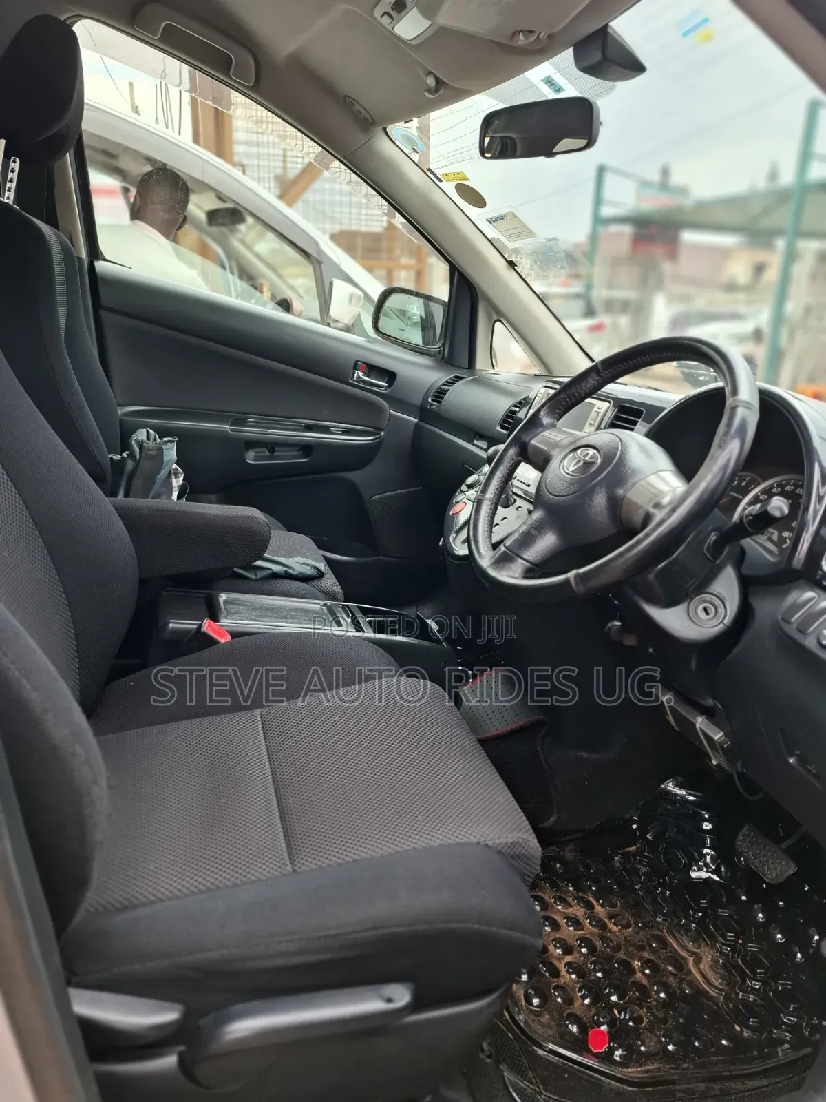 Toyota Wish 2004 Silver
