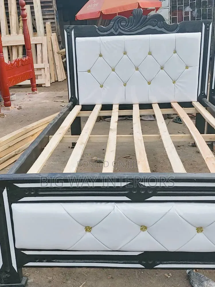 5by6 Gray and Cream Bed