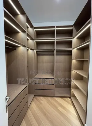 Quality Furniture Fitters 5421