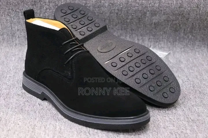 Upper Suede Boots