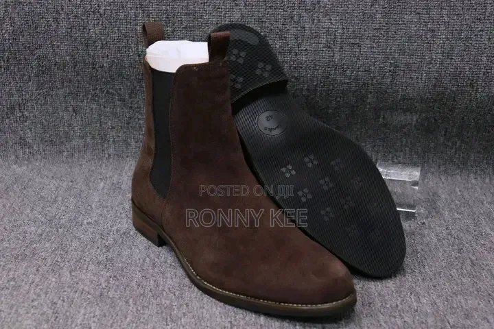 Upper Suede Boots