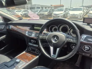 Mercedes-Benz CLS 2013 Silver