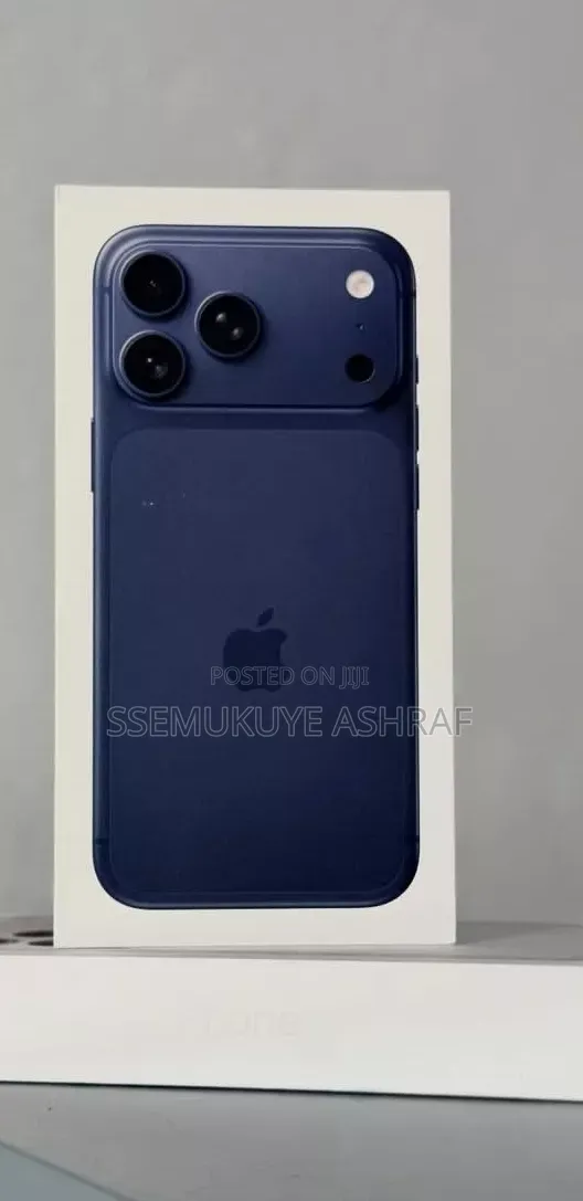 New Apple iPhone 17 Pro Max 256 GB Blue