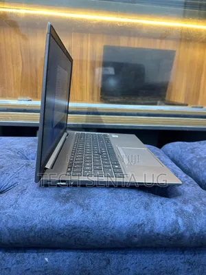 Laptop HP ZBook Firefly 15 G7 16GB Intel Core i7 SSD 512GB