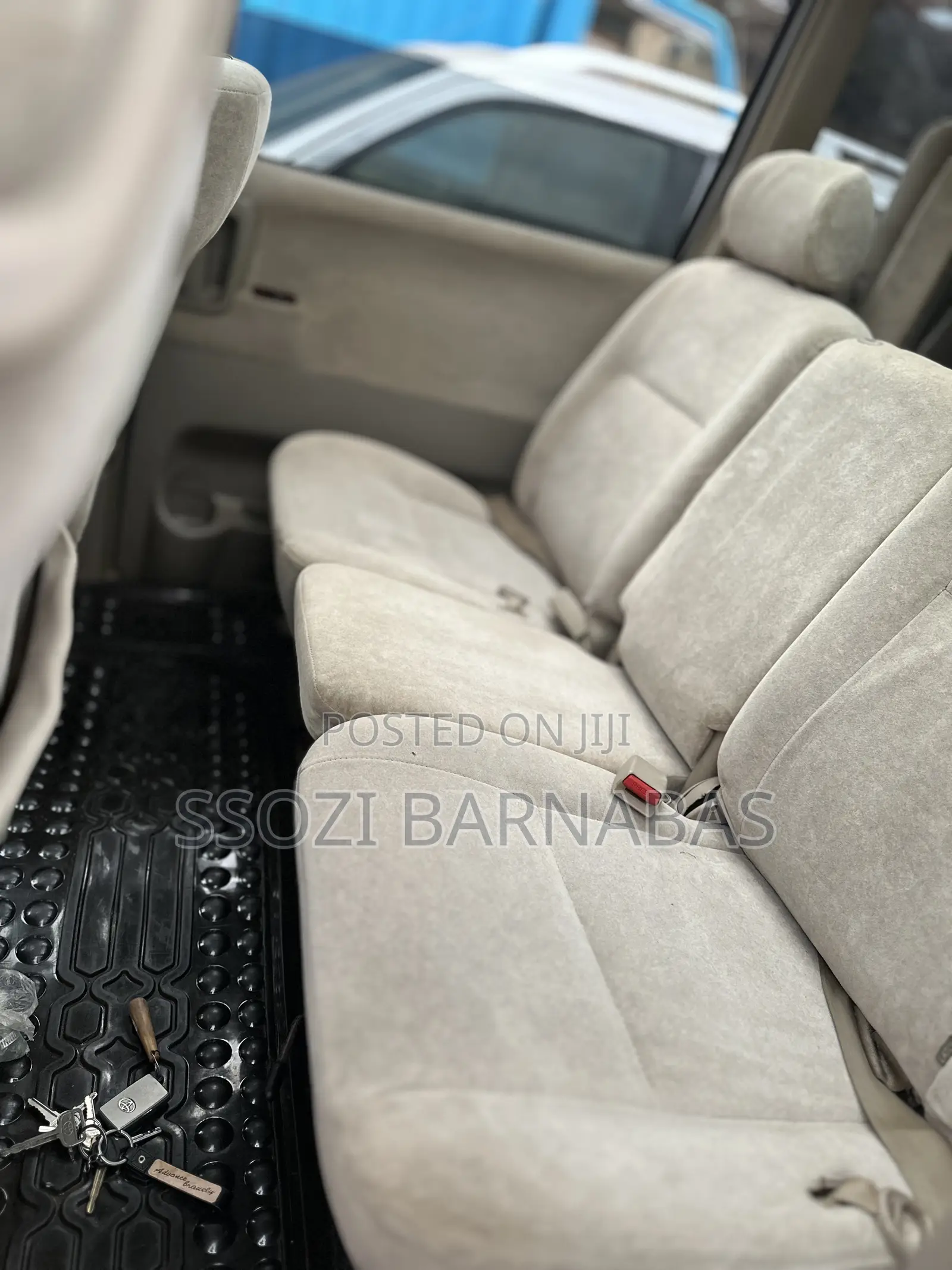 Toyota Noah 2003 Silver