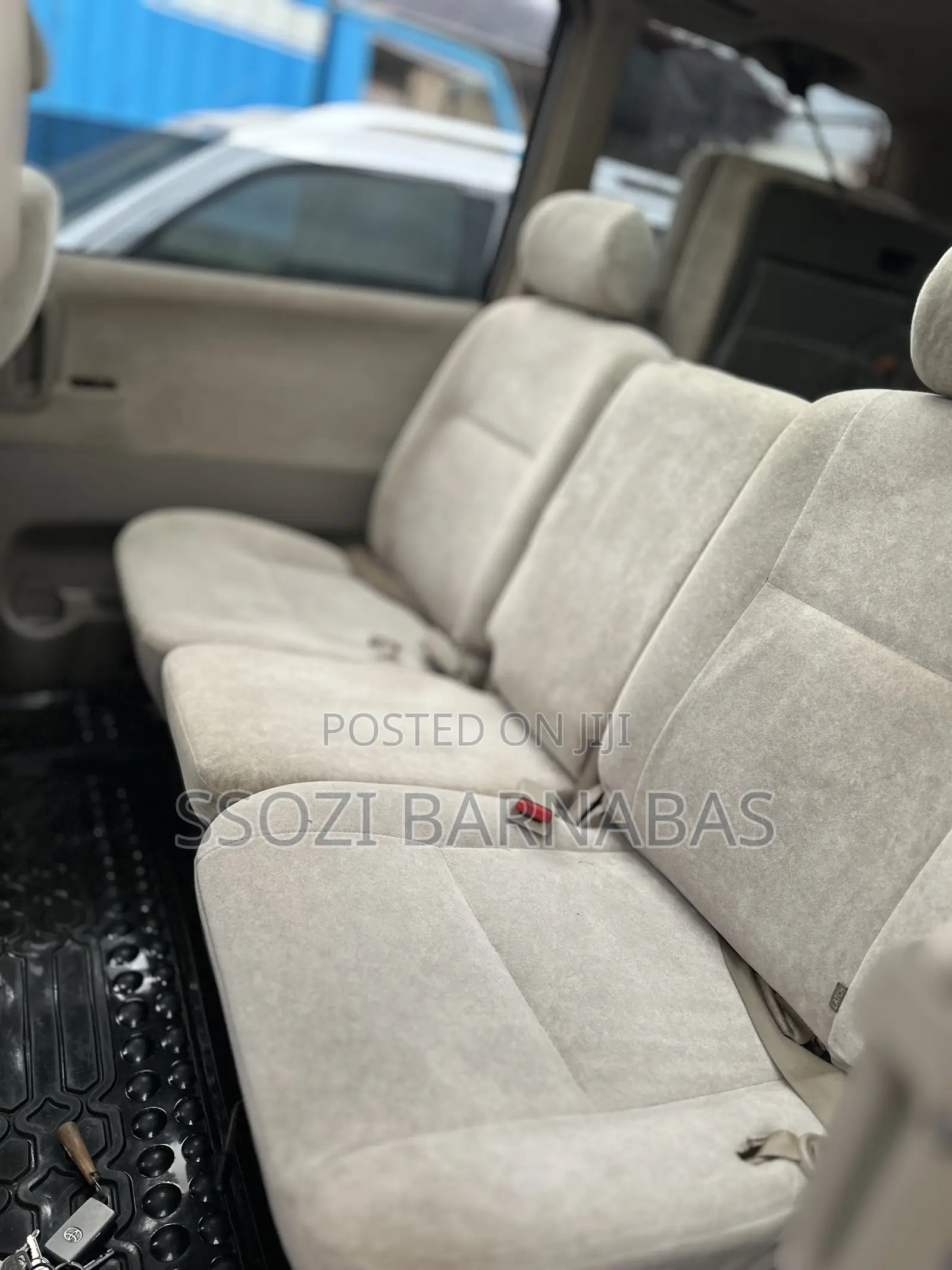 Toyota Noah 2003 Silver