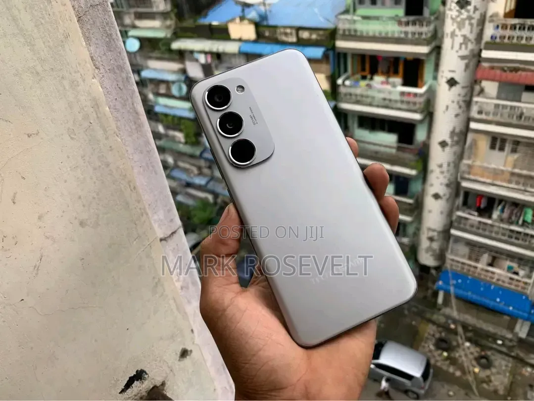 New Tecno Spark 40 Pro+ 256 GB Silver