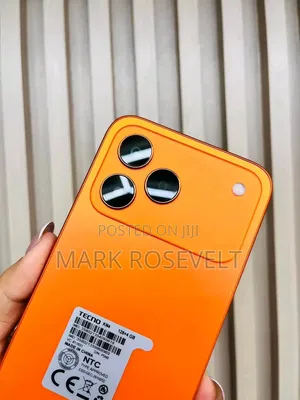 New Tecno Spark 50 128 GB Orange