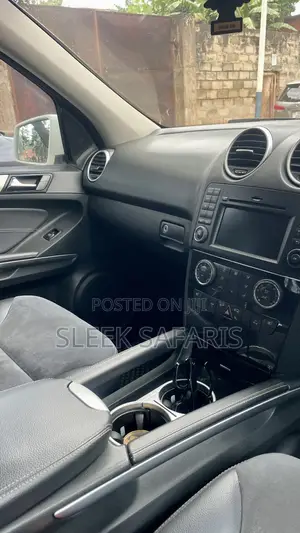 Mercedes Benz ML350 for Hire