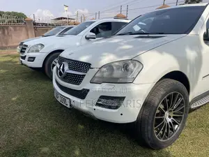 Mercedes Benz ML350 for Hire
