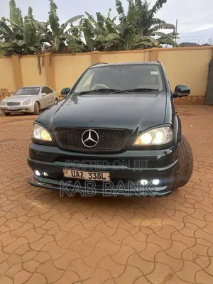 Mercedes-Benz M Class 2000 Green