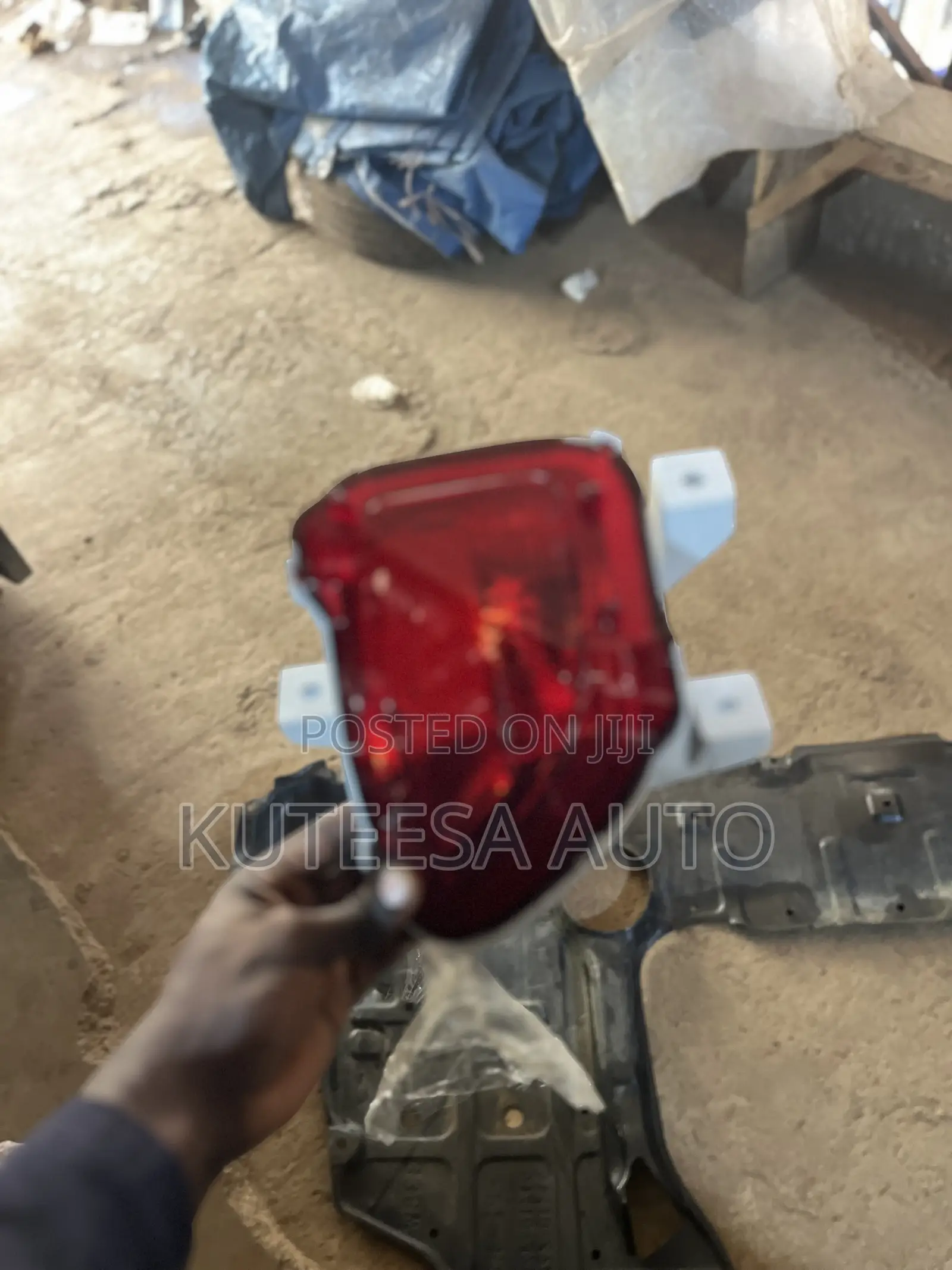 Rv4 2006 Behind Bumper Refrectors
