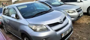 Toyota IST 2009 Silver
