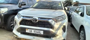 Toyota RAV4 2019 White