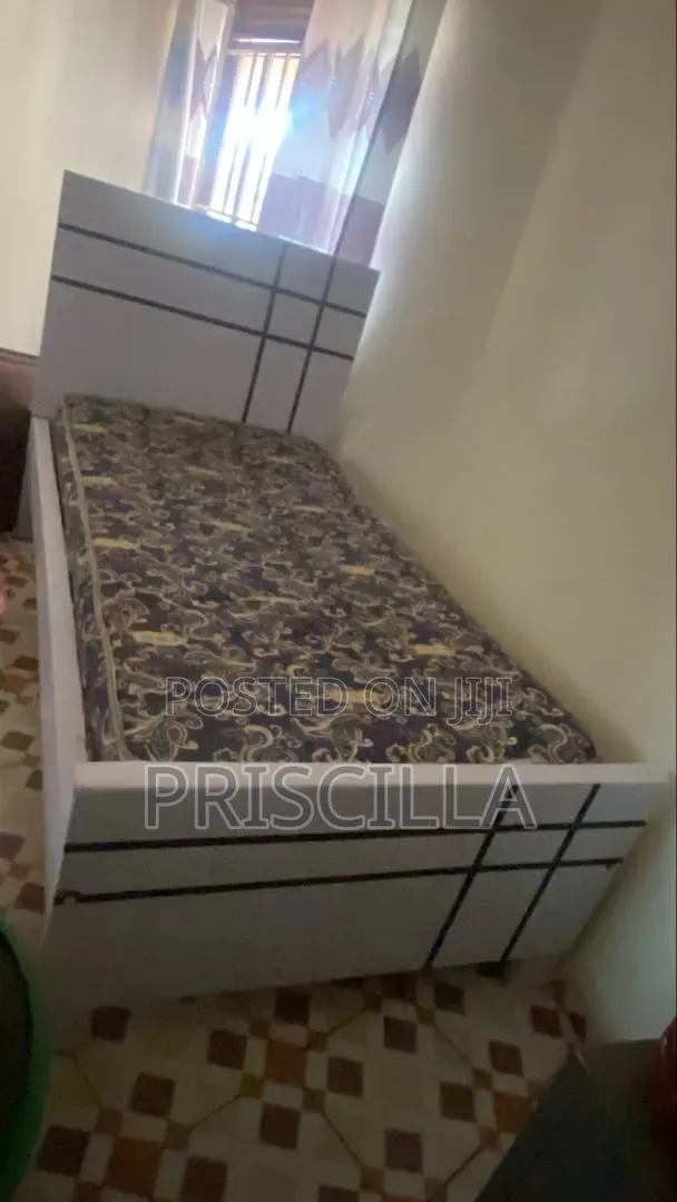 4by6 White Bed