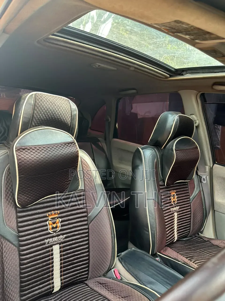 Car 1998 Off white