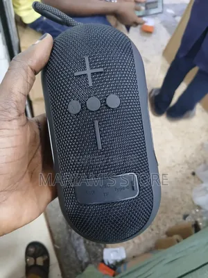 Lapcare Ozzie Portable Bluetooth Speaker a Distinctive Capsule Design