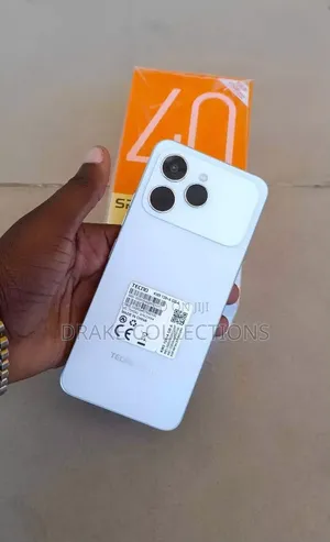 New Tecno Spark 40 256 GB White