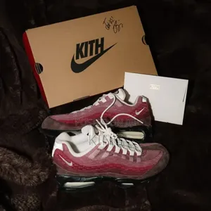Nike Air Max 95 Kith "Dark Beetroot" Sneakers