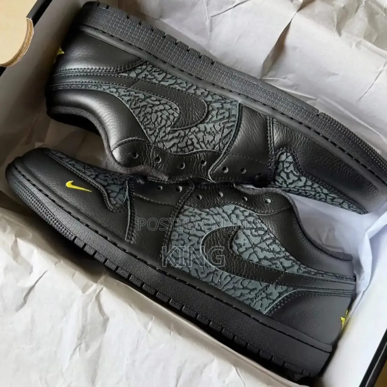Nike Air Jordan 1 Low SE "Black Elephant Print"