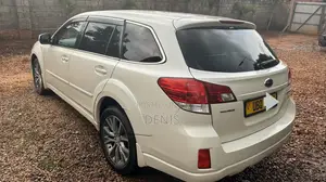 Subaru Outback 2012 Pearl
