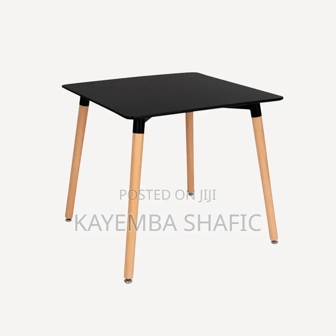 Modern Scandinavian 4-Seater Square Dining Table (80x80cm)