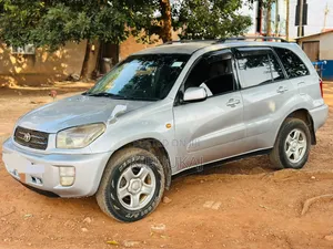 Toyota RAV4 Automatic 2000 Gray