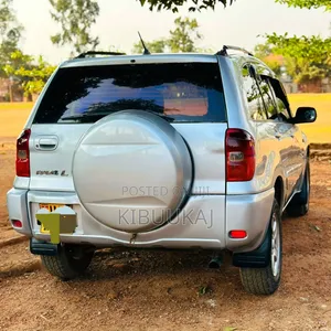 Toyota RAV4 Automatic 2000 Gray
