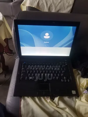 Laptop Dell Latitude 7390 4GB Intel Core i7 HDD+SSD 128GB