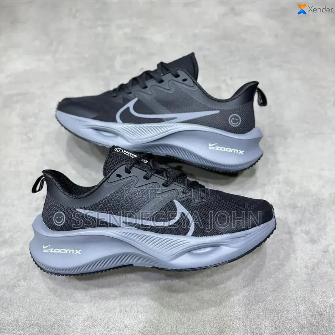 Nike ZoomX Smiley Sneakers