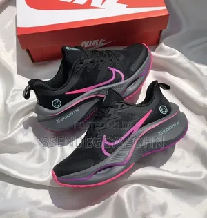 Nike ZoomX Smiley Sneakers