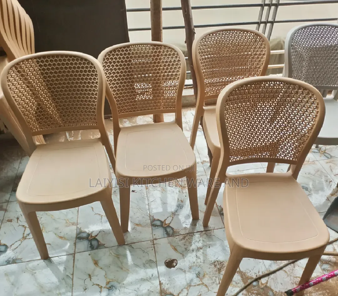 6-Piece Strong Durable Hard Plastic Chairs – Home Business Use