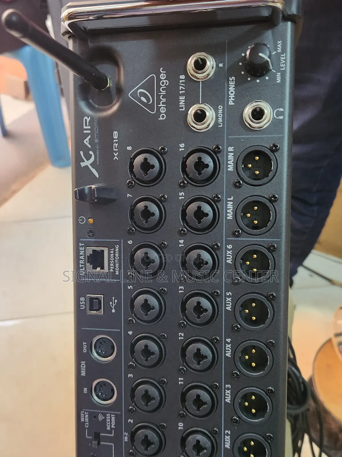 Behringer X Air 18 Digital Mixer