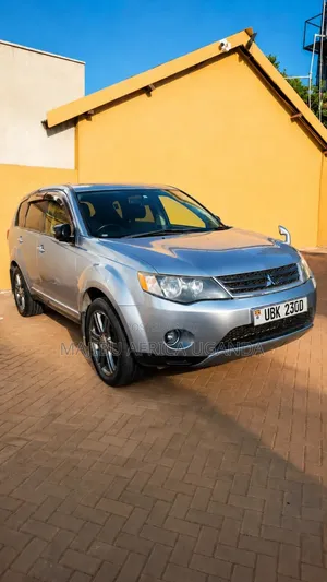 Mitsubishi Outlander 2010 Silver