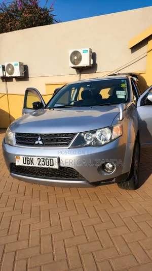 Mitsubishi Outlander 2010 Silver