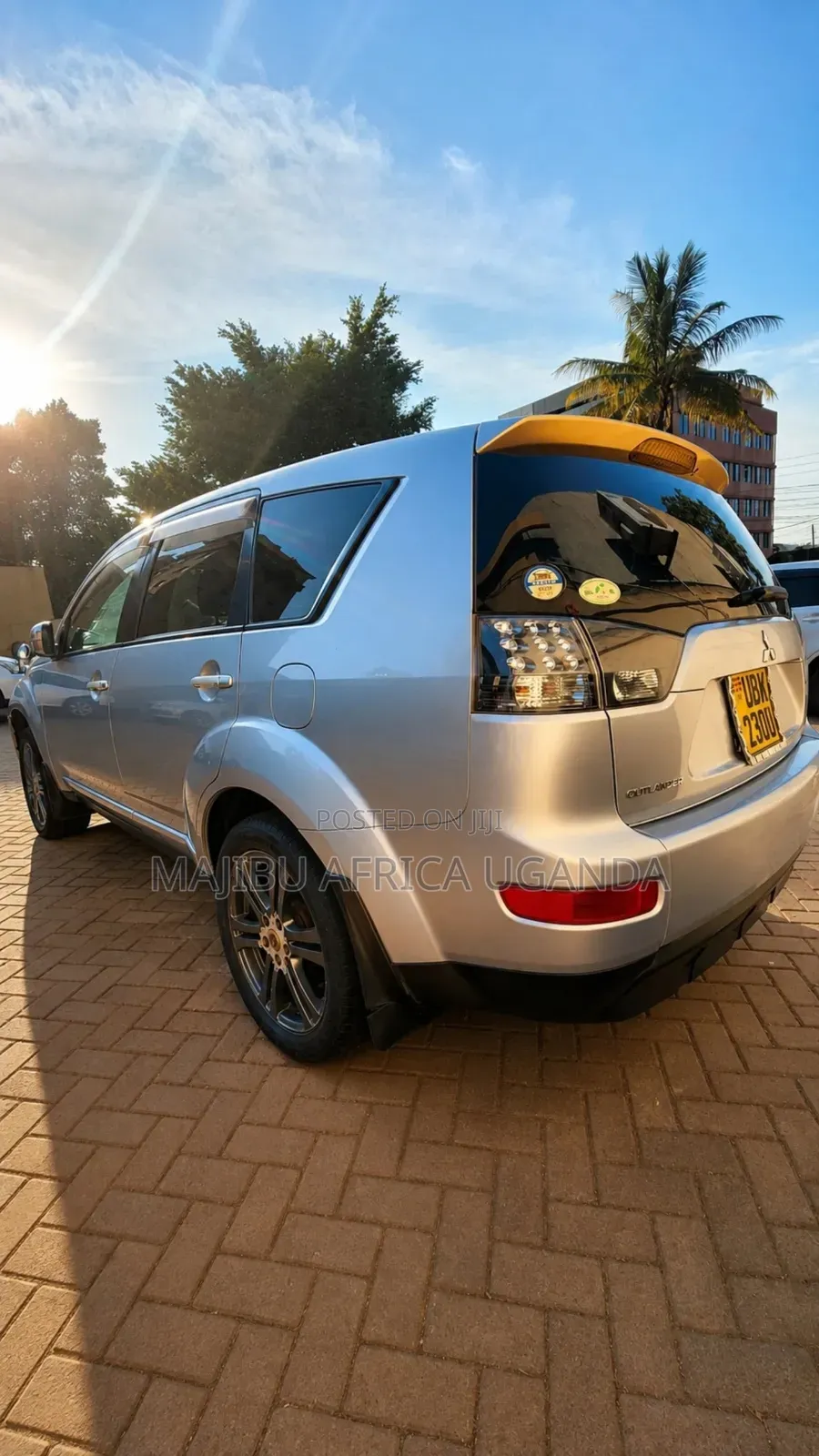 Mitsubishi Outlander 2010 Silver