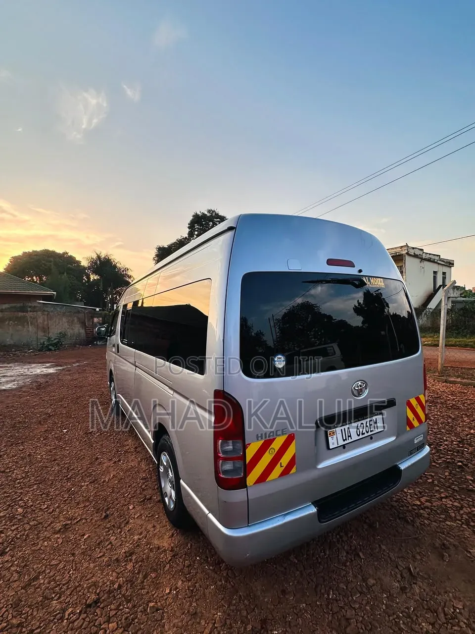 Toyota HiAce 2013 Silver