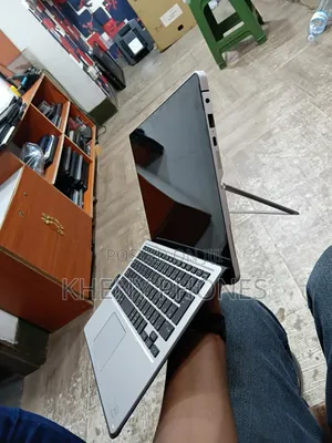 Laptop HP X2 8GB Intel Core i5 SSD 512GB