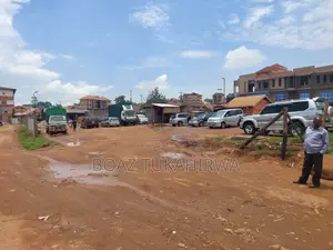 Kyebando (Land Fronting Onto Gayaza Road for Sale))