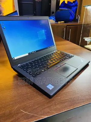 Laptop Lenovo ThinkPad X260 4GB Intel Core i5 SSD 128GB