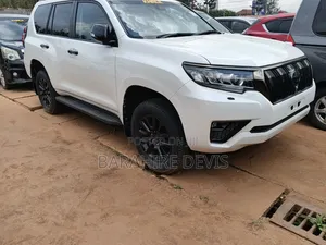 Toyota Land Cruiser Prado 2020 White