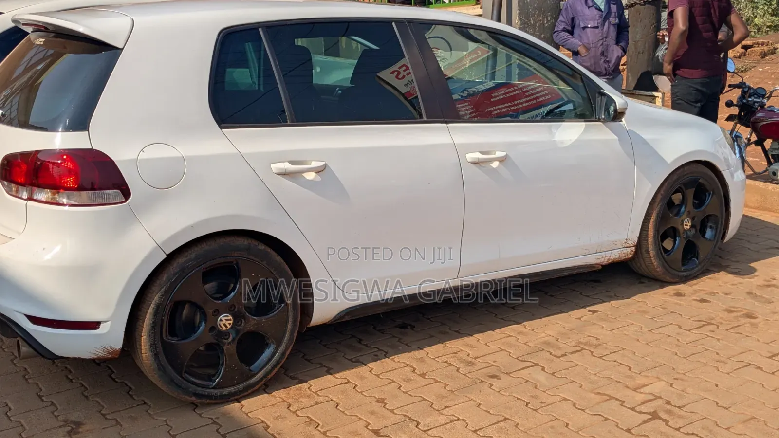 Volkswagen Golf GTI 2010 White