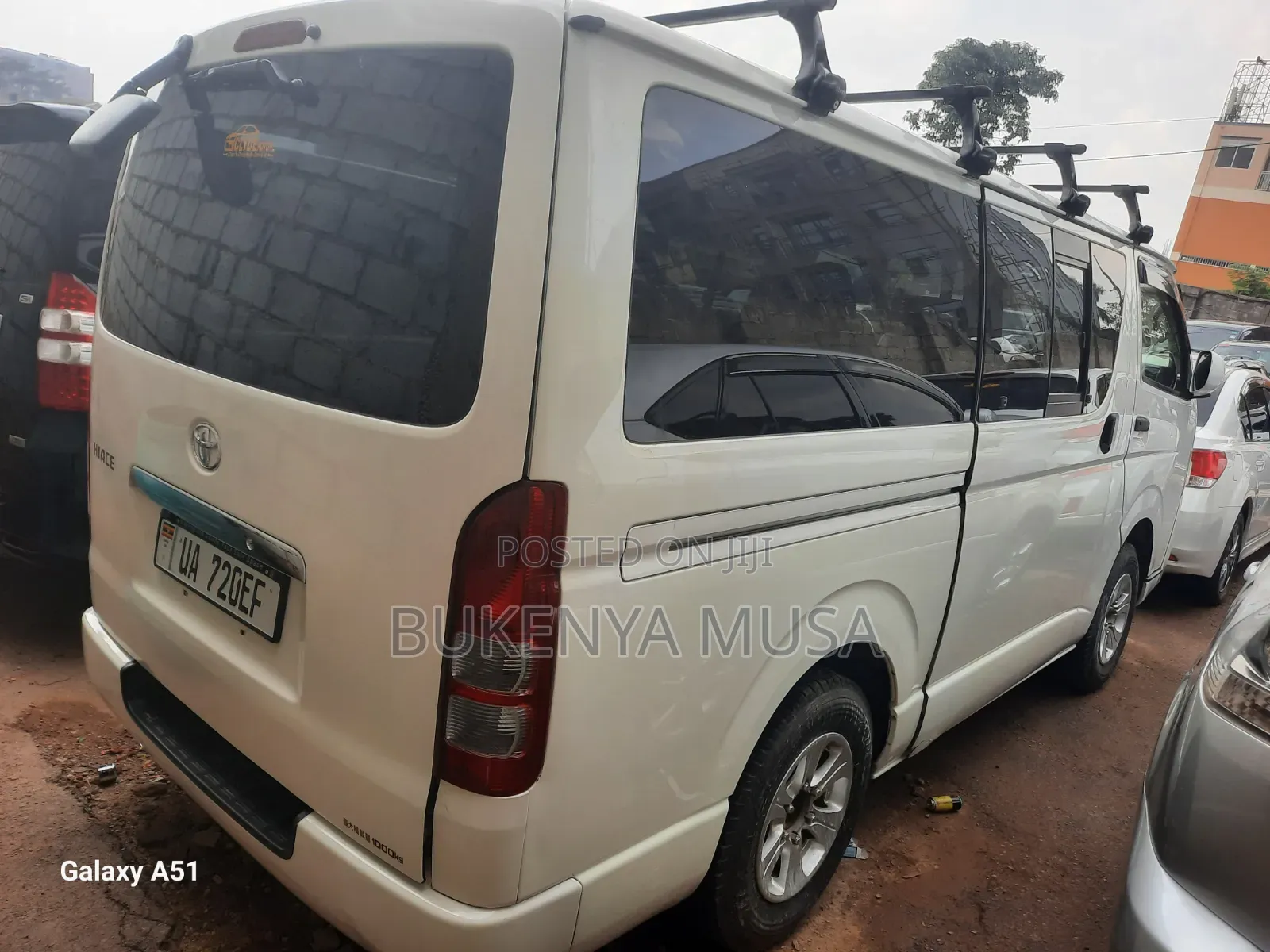 Toyota HiAce 2014 White