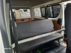 Toyota HiAce 2014 White